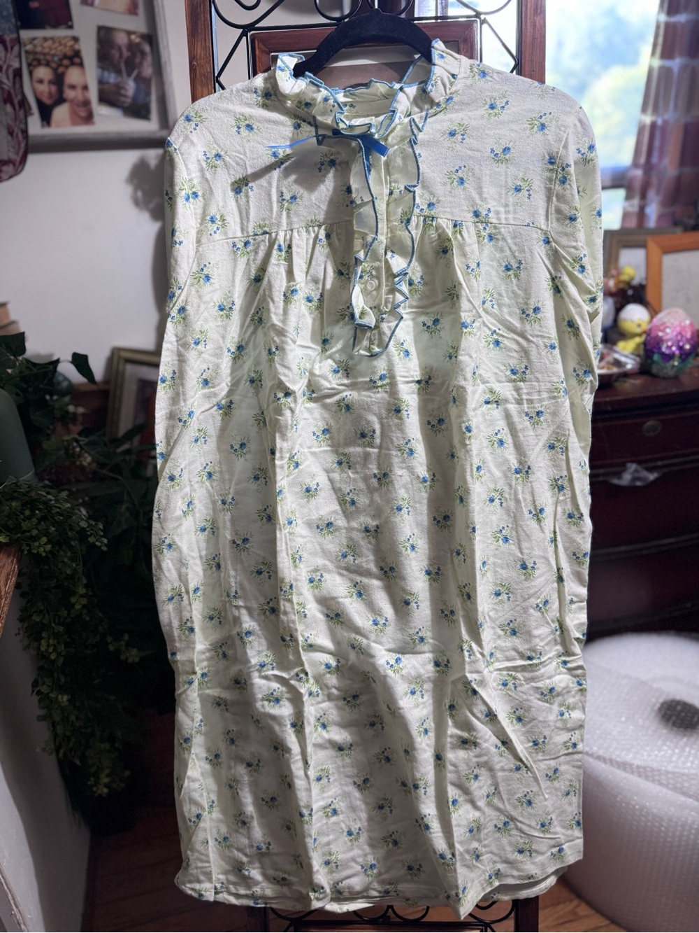 NWOT Vintage Granny Style Flannel Nightgown 1960’s to 1970’s Union Made in USA